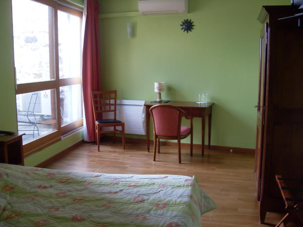 Hotel La Bastide Du Soleil à Vinezac Chambre photo