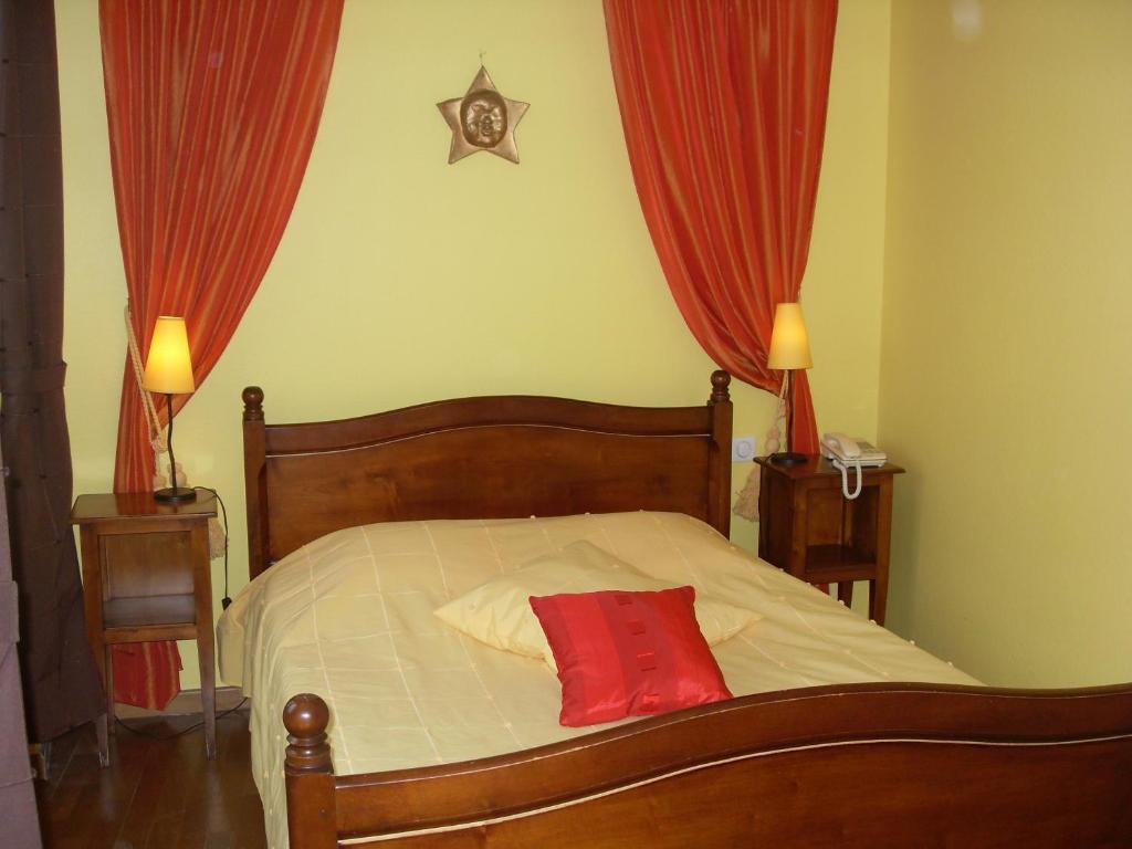 Hotel La Bastide Du Soleil à Vinezac Chambre photo